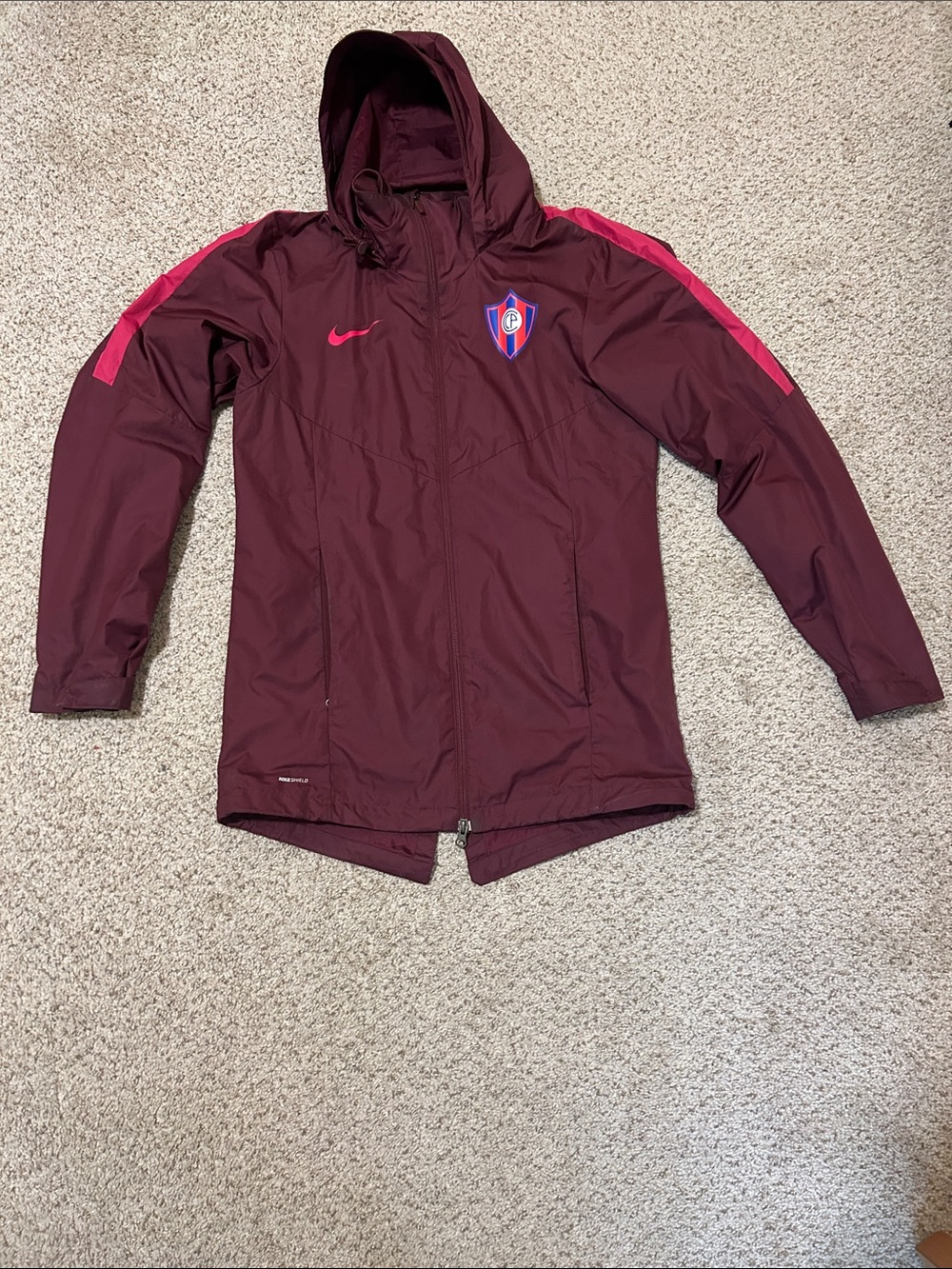 Club Cerro Porteño Nike Shield Maroon Windbreaker Jacket with Pink Accent Trim